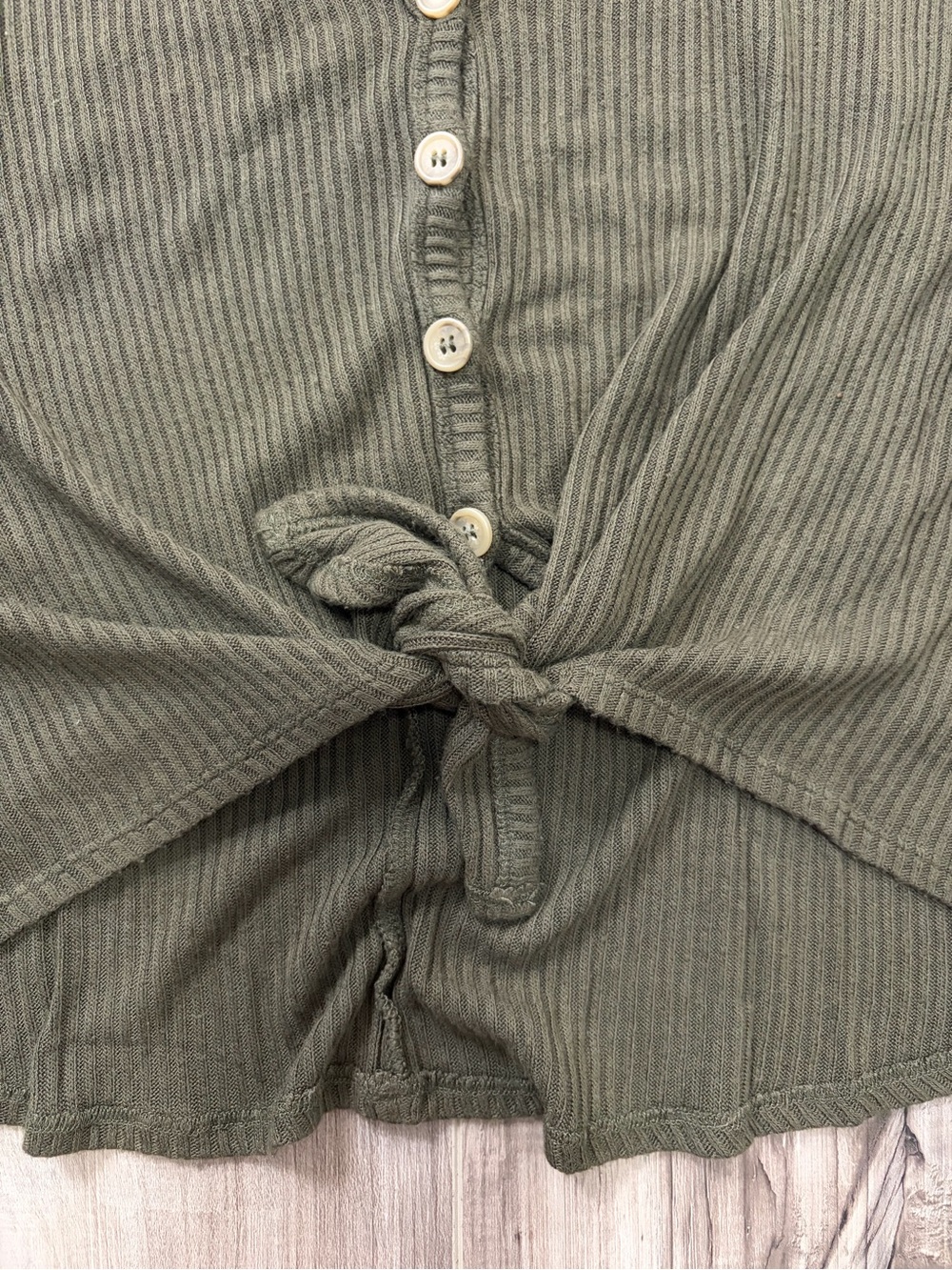 Garage Olive Ribbed Button-Front Tie Hem Top - Picture 3 of 5